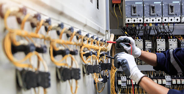 Professional Electrician technician working in Third Lake, IL